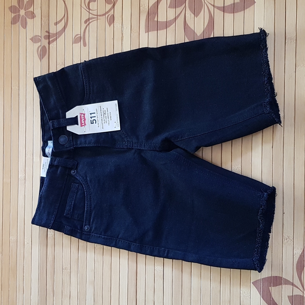 Levi's Slim Cut-Off Shorts (7x Reg)